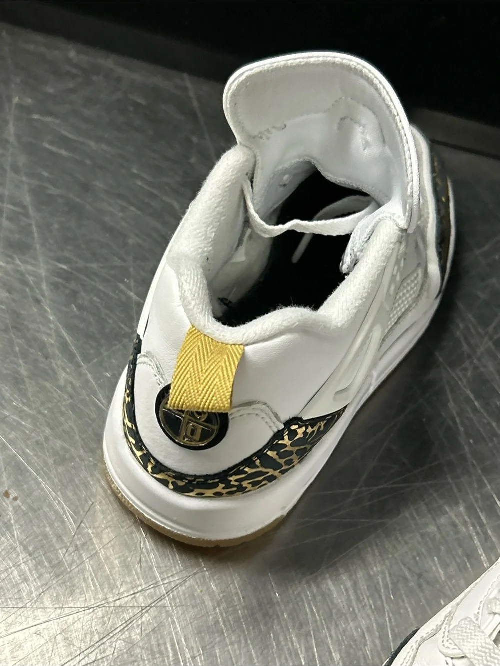 Nike Air Jordan Spizike Size 4.5 Youth